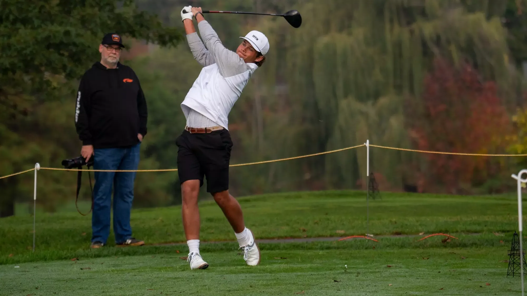 Men's Golf Tuesday Action Shot