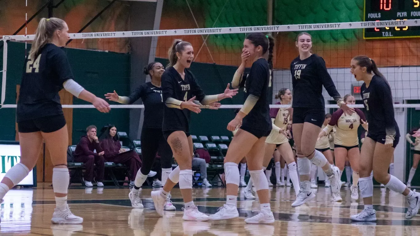 Volleyball Five Set win Against Walsh