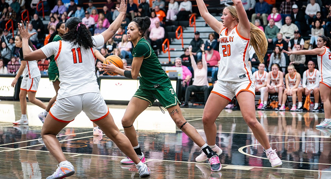 Tiffin fell on the road at Findlay 74-61.