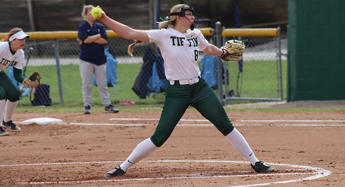 Tiffin split with Ohio Dominican on the road.