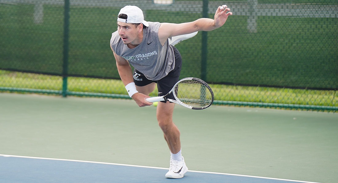 Tiffin defeated Walsh 4-2.