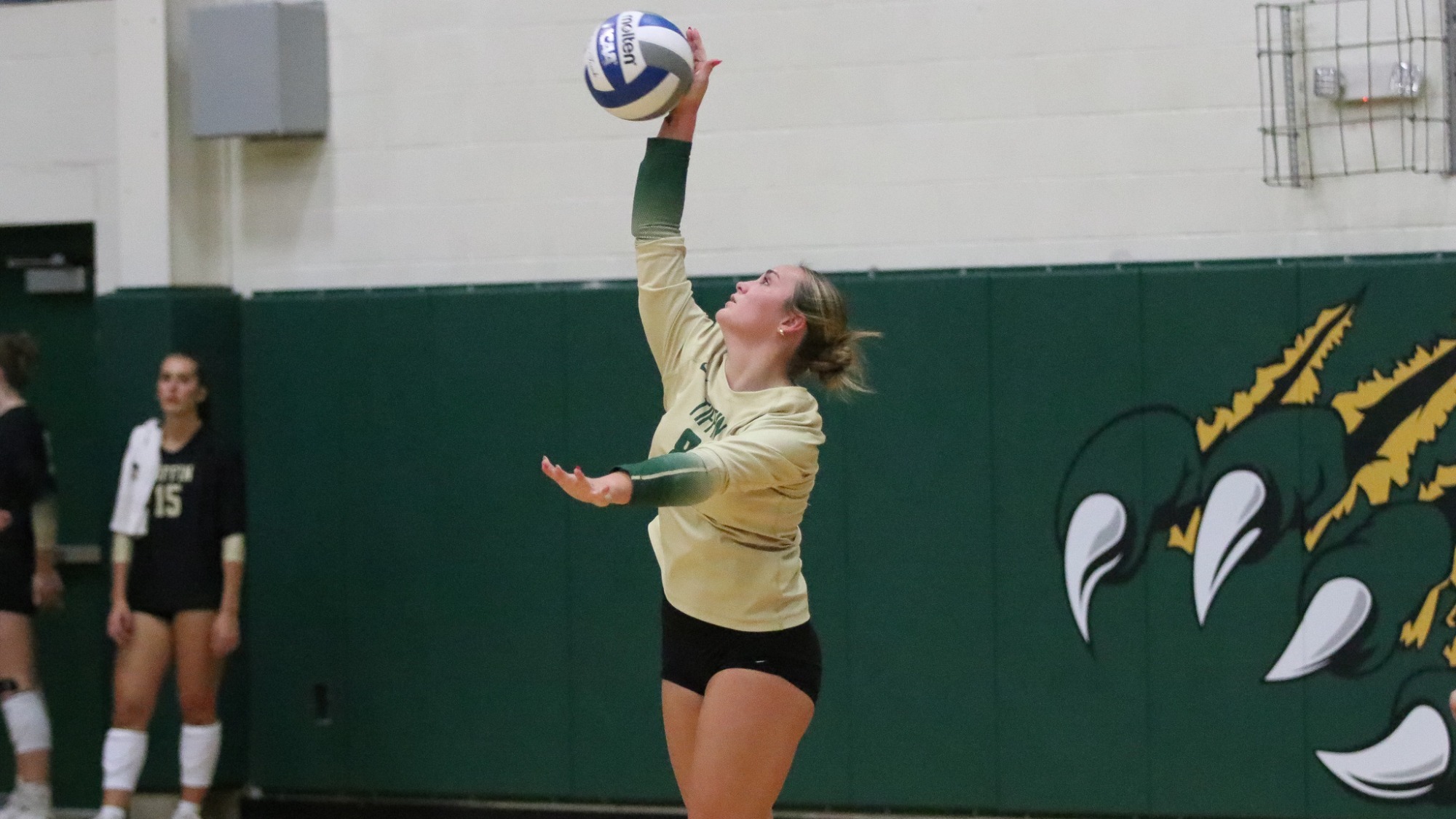 Morgan Morley Serve
