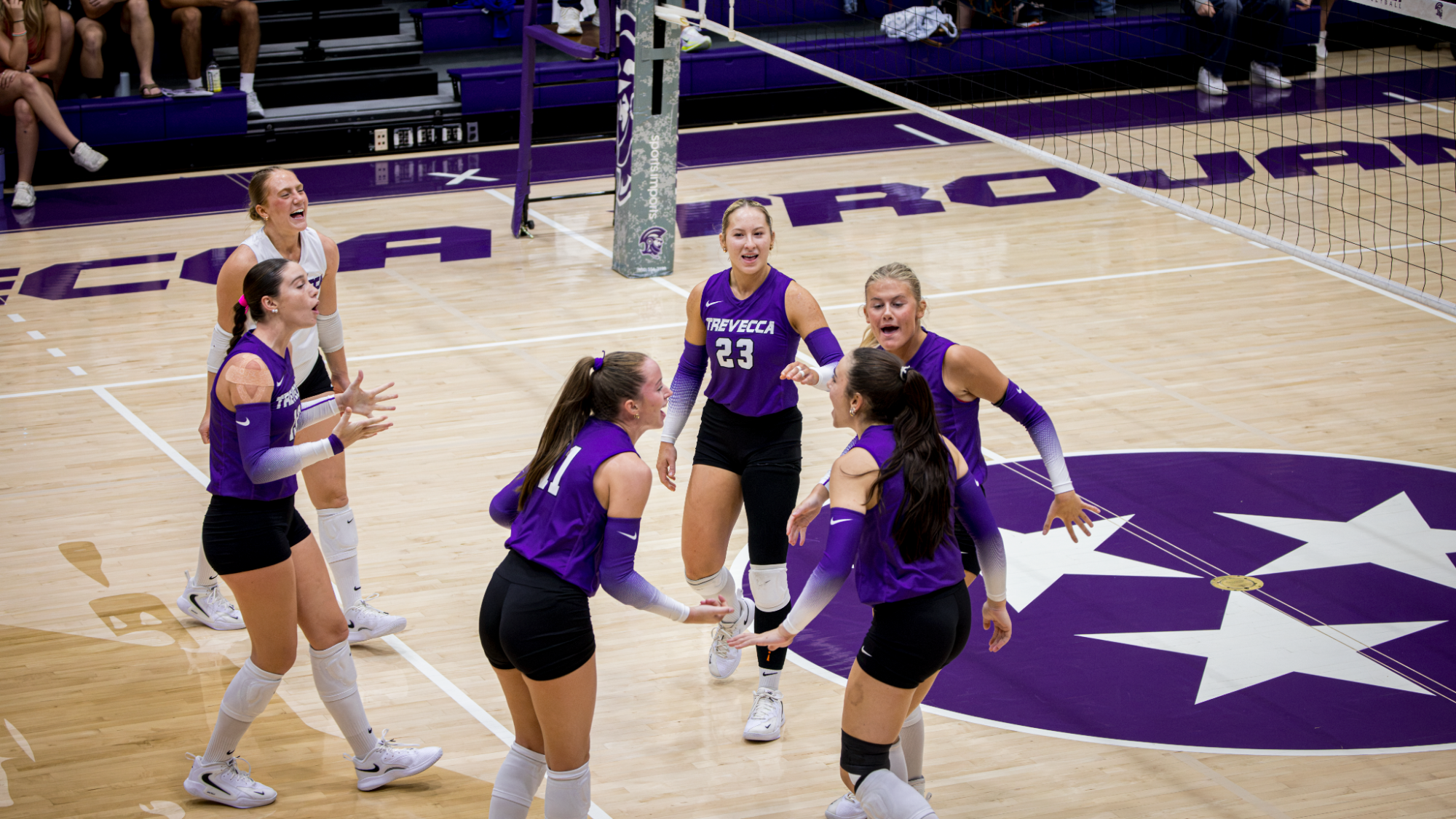 vs AUM Jordan Hunt Megan Ellis Lily VanBebber Kayla Bullard Emma Schnitzer Brynne Krangnes
