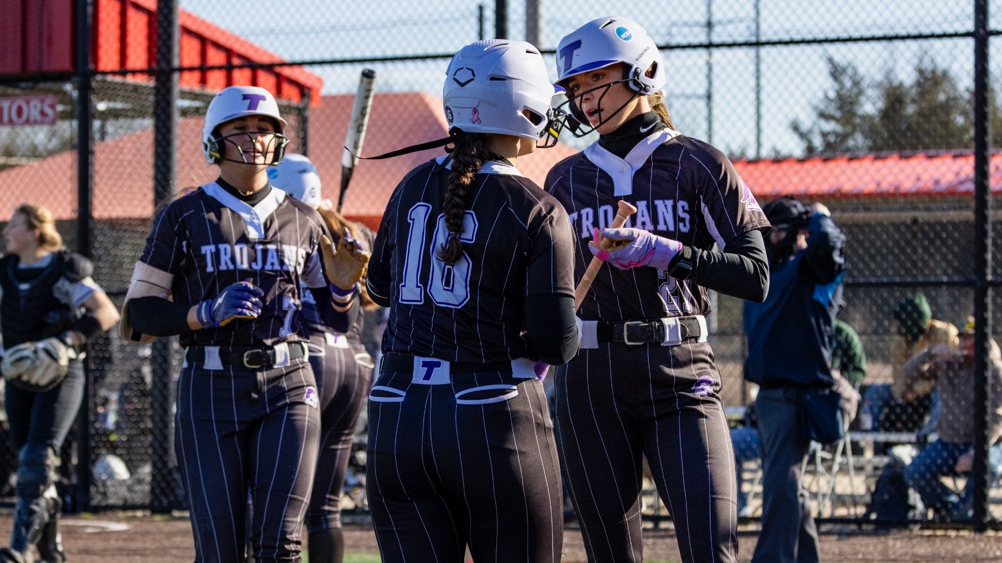 Sarah Nicholson & Annelise Mecklenburg 