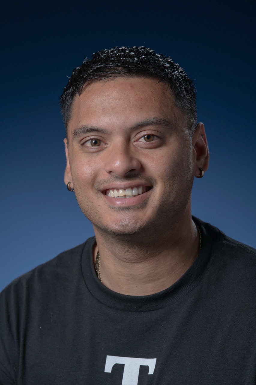 Travis Hurtis Headshot
