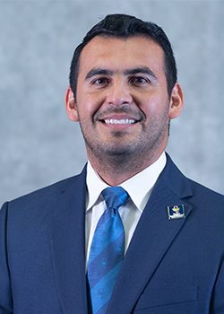 Coach Mario Zamora