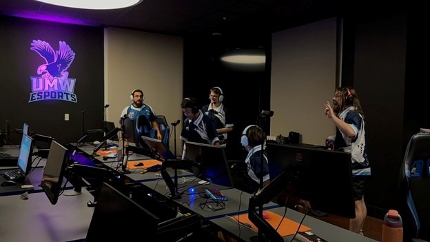 Esports cover 121525