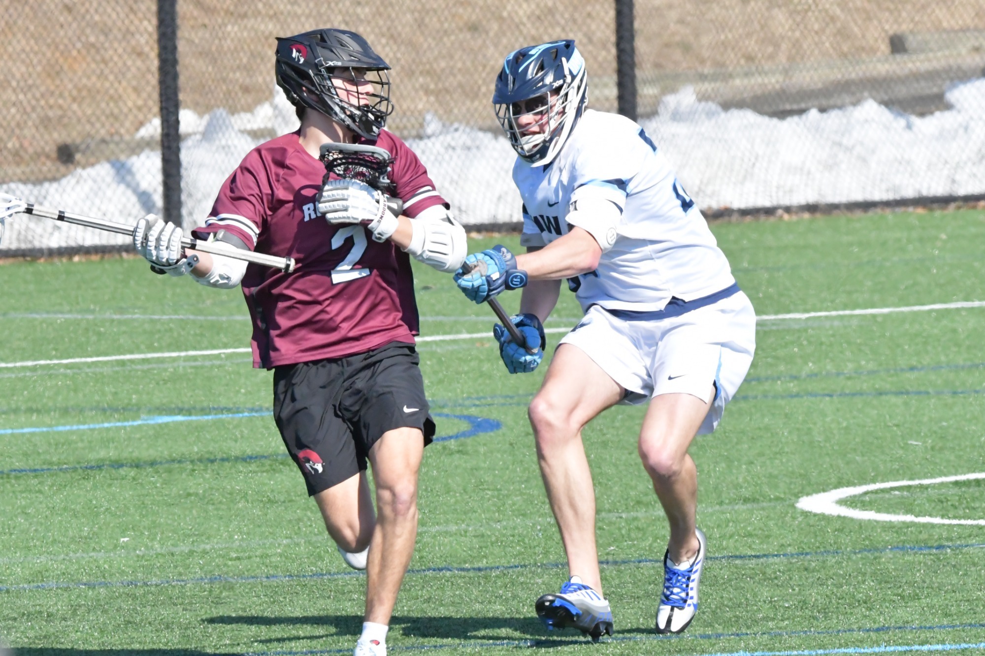 Defender holds off Roanoke attacker