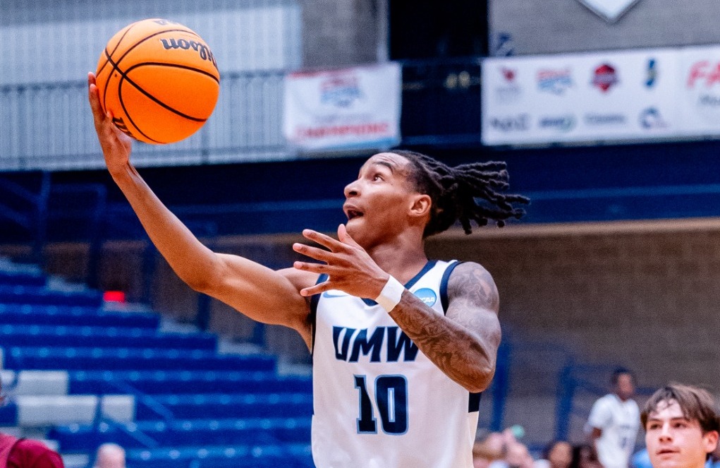 Kaden Bates drives to the basket