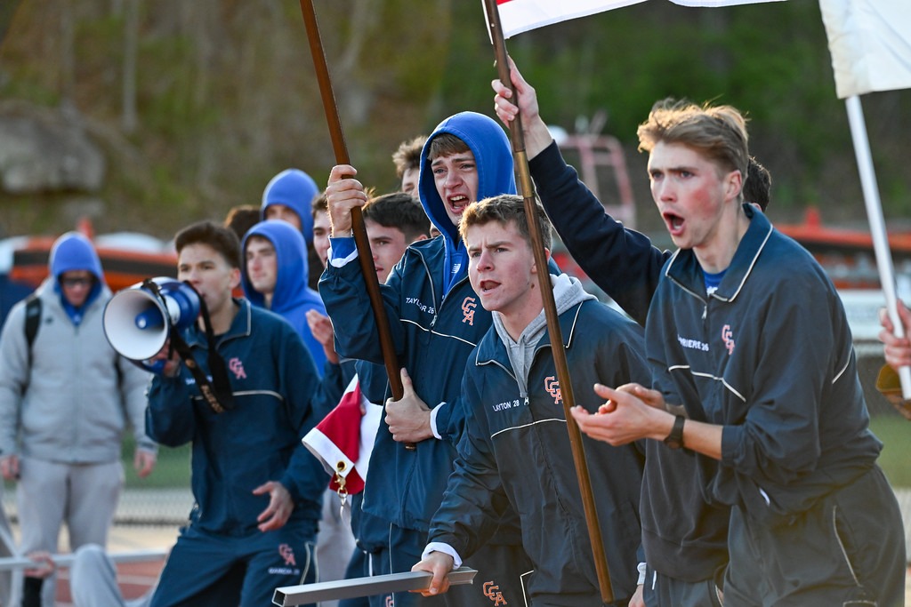 Mens Track Reaction Shot