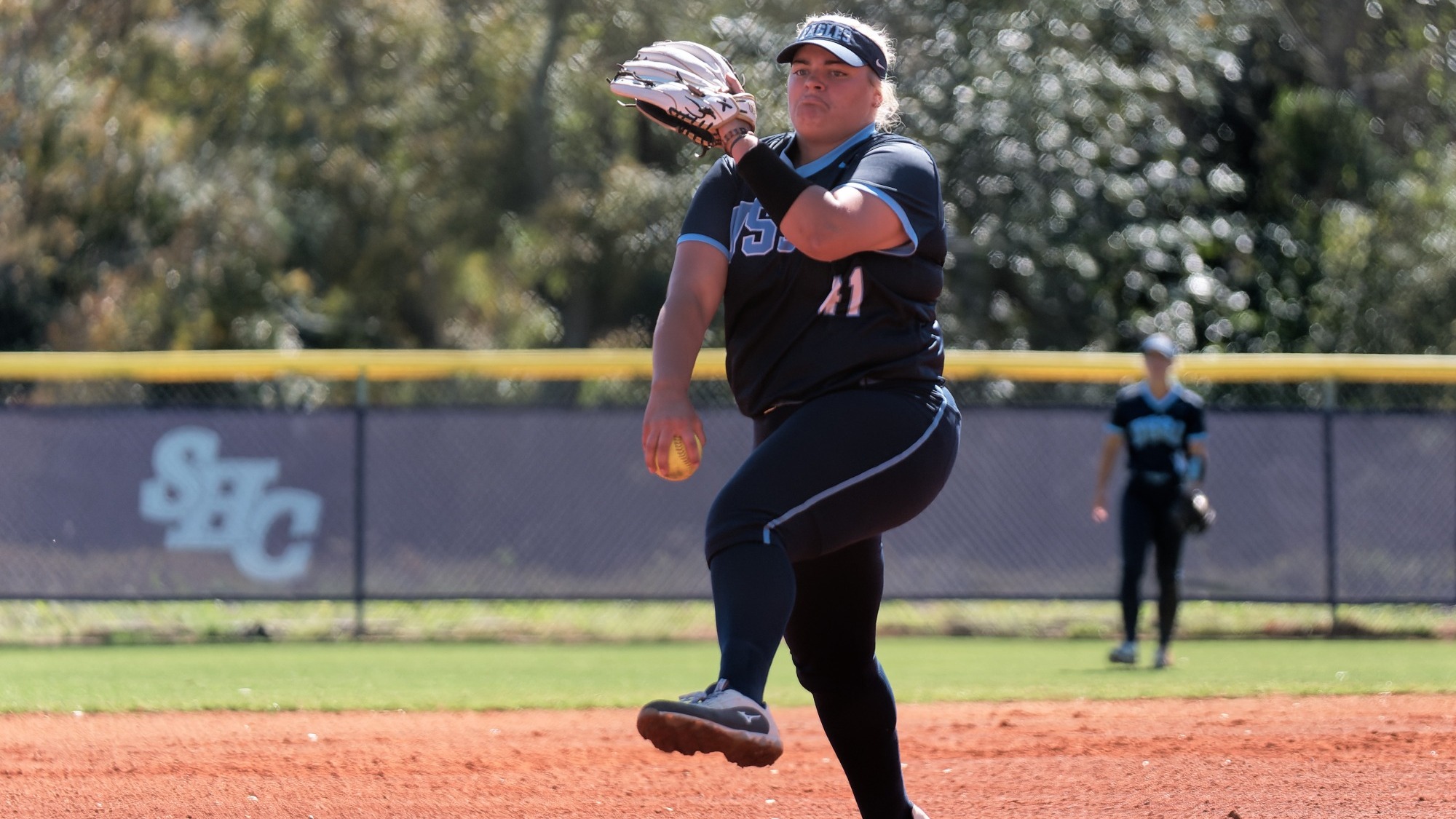 Ryleigh Merritt pitching