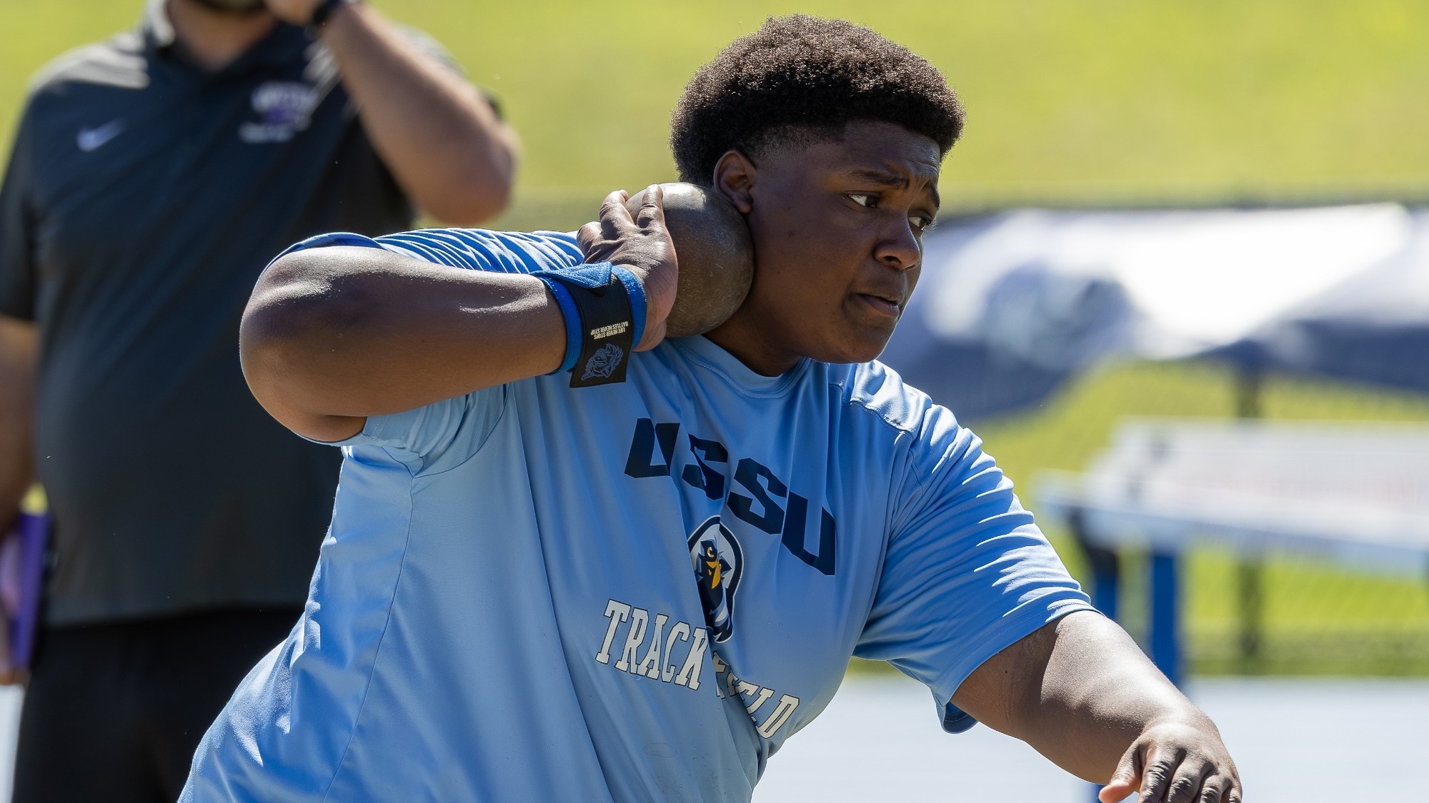 Jasper Nero throwing shot put