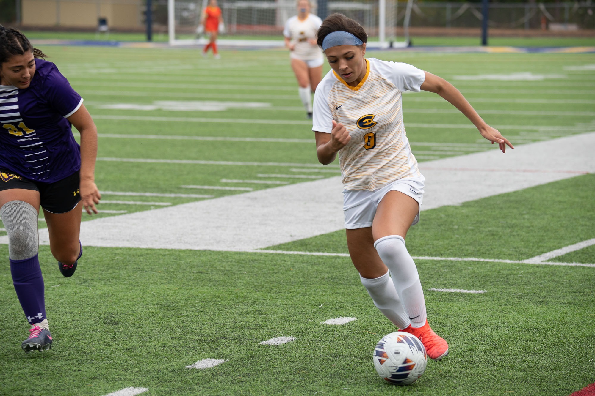 Blugolds fall to Pioneers in semifinals of WIAC Tournament University