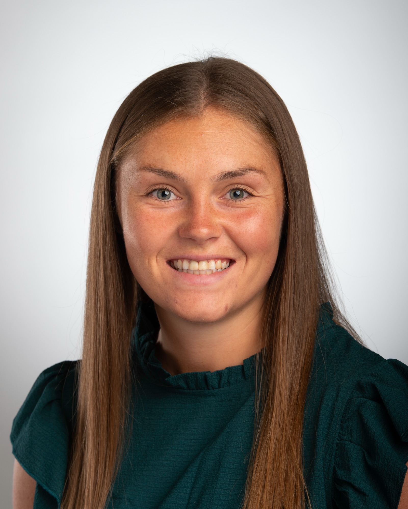 Grace Stevens Headshot