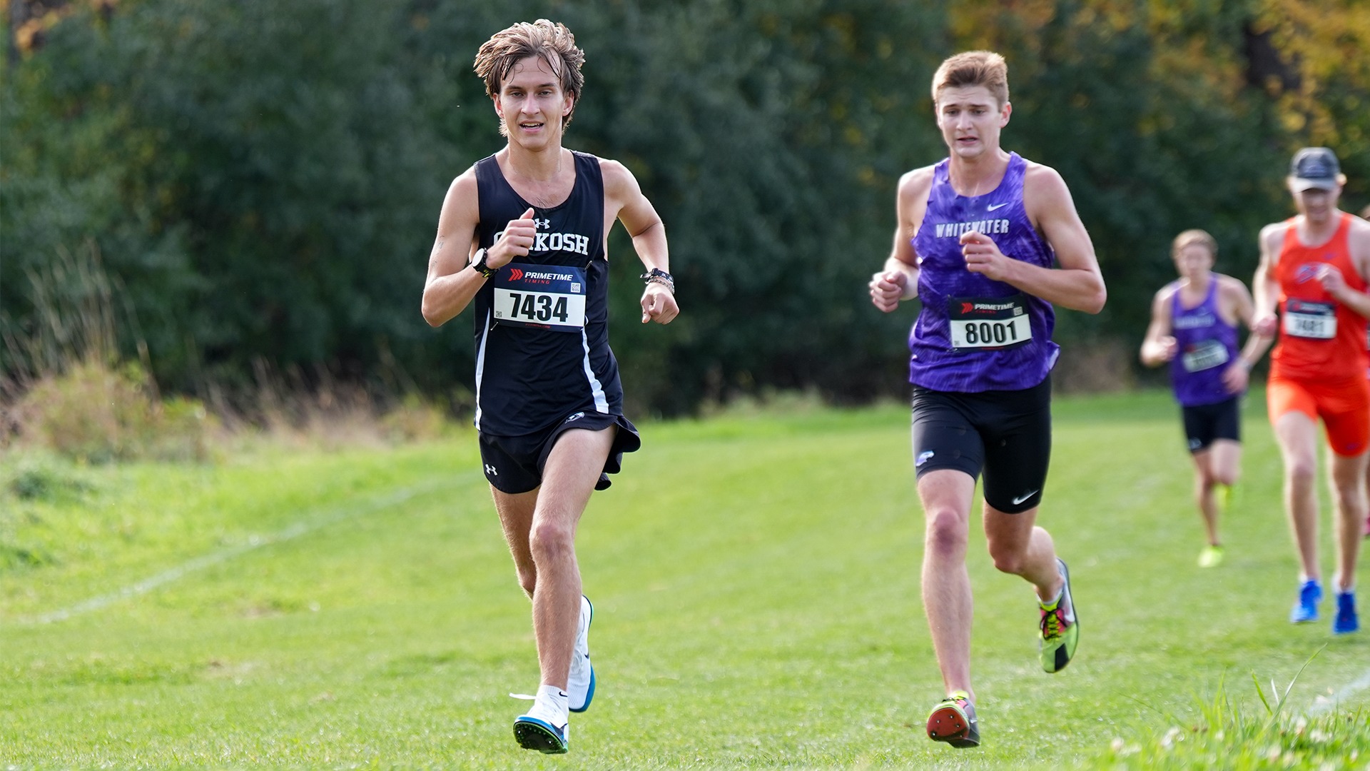 2025 Joe Hertel Action Shot, running at the Oshkosh Open