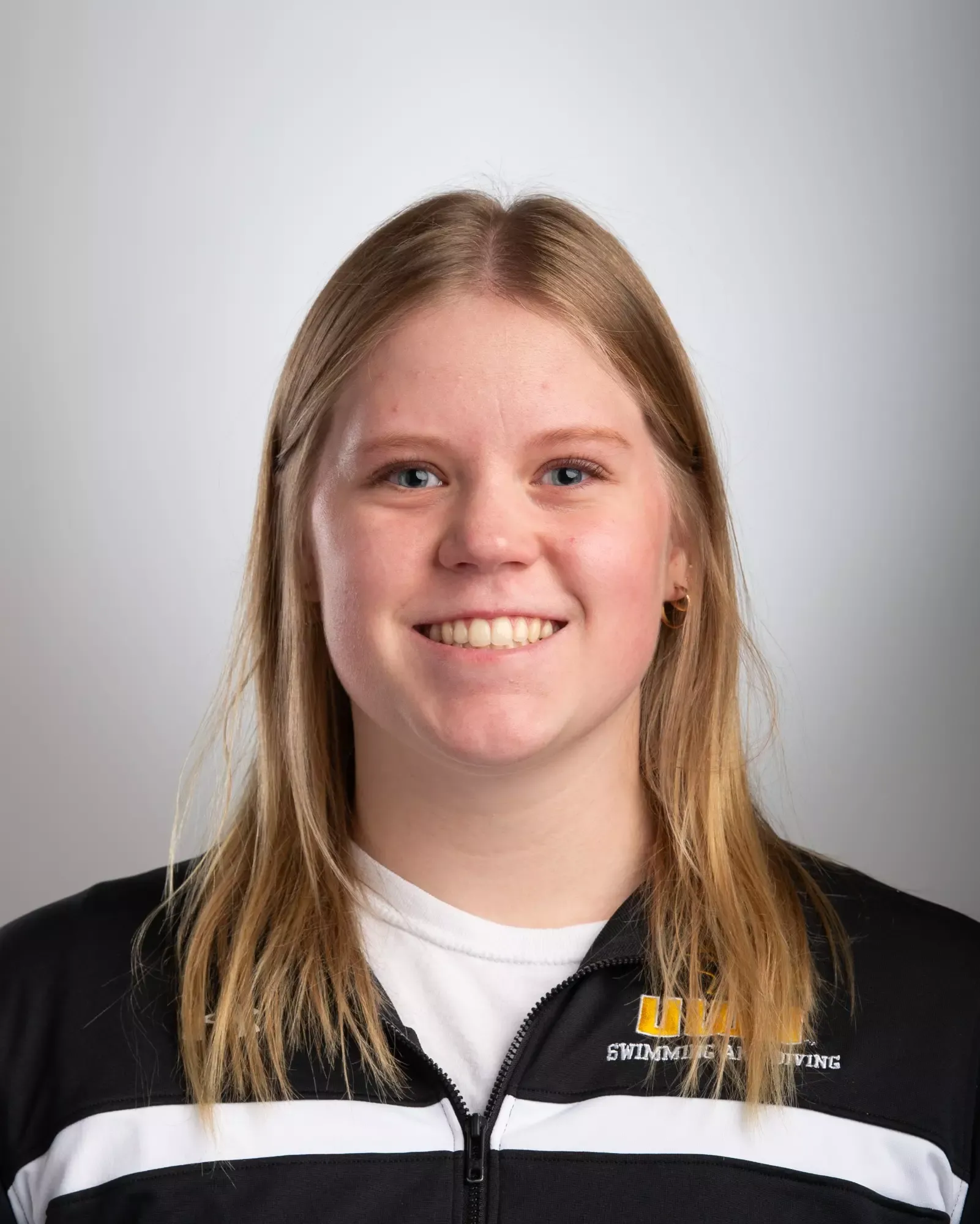2025 Julie Innerebner Headshot
