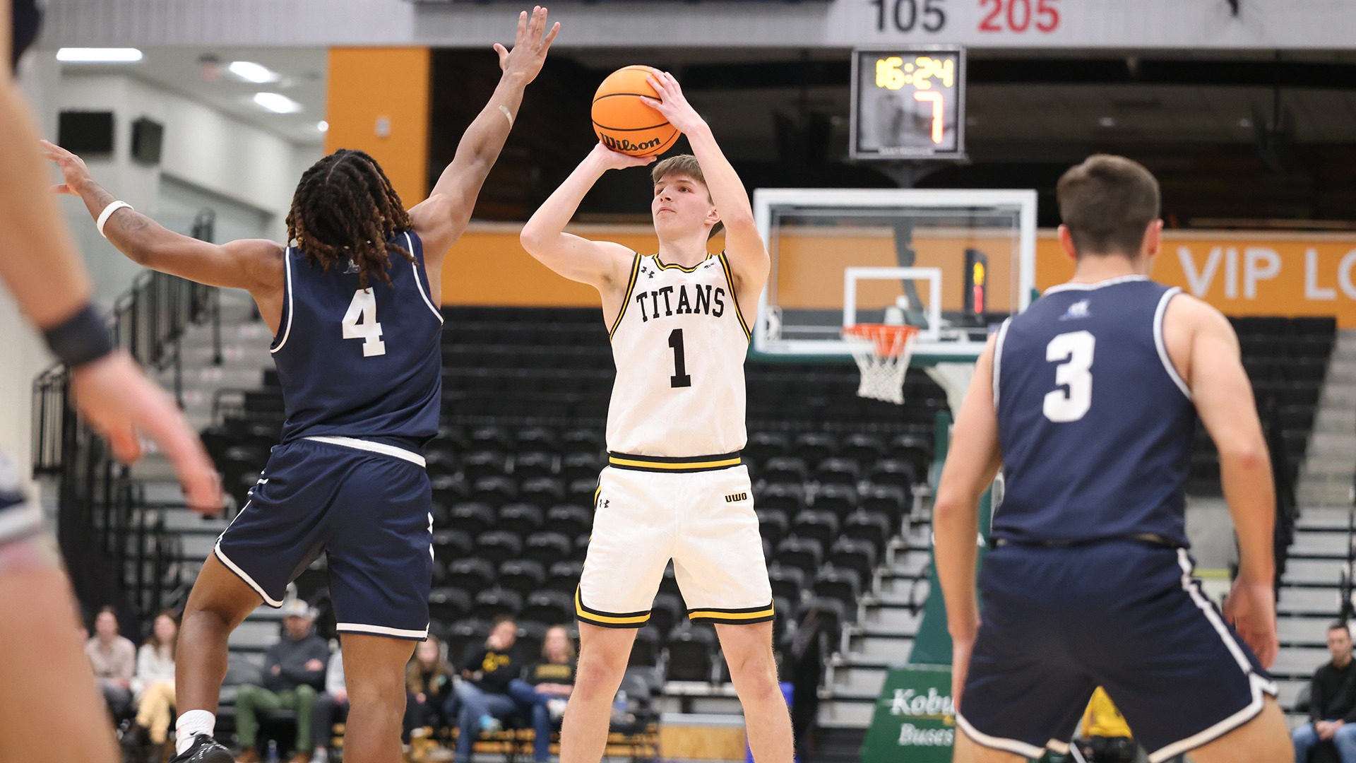 2025 Aiden Hawkinson Action Shot, shooting over a Lawrence defender