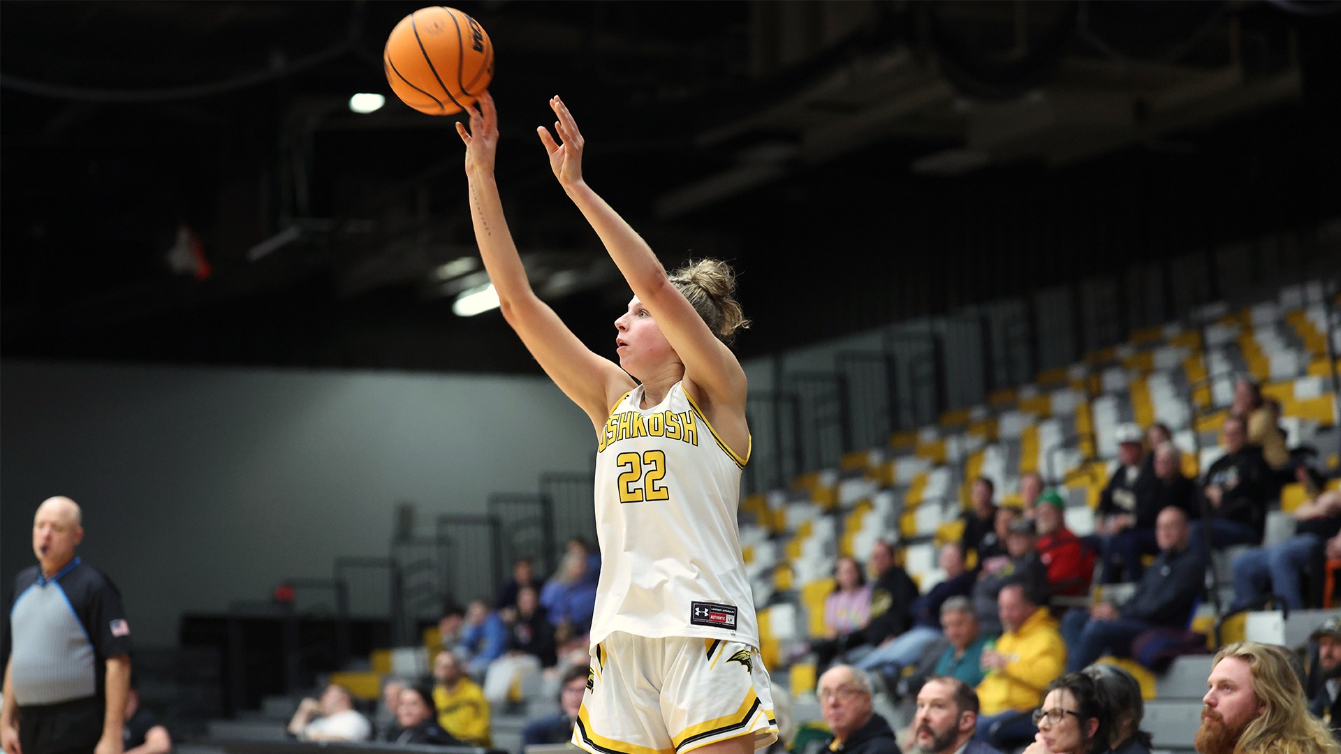 2026 Paige Seckar Action Shot, shooting a 3-pointer against Eau Claire