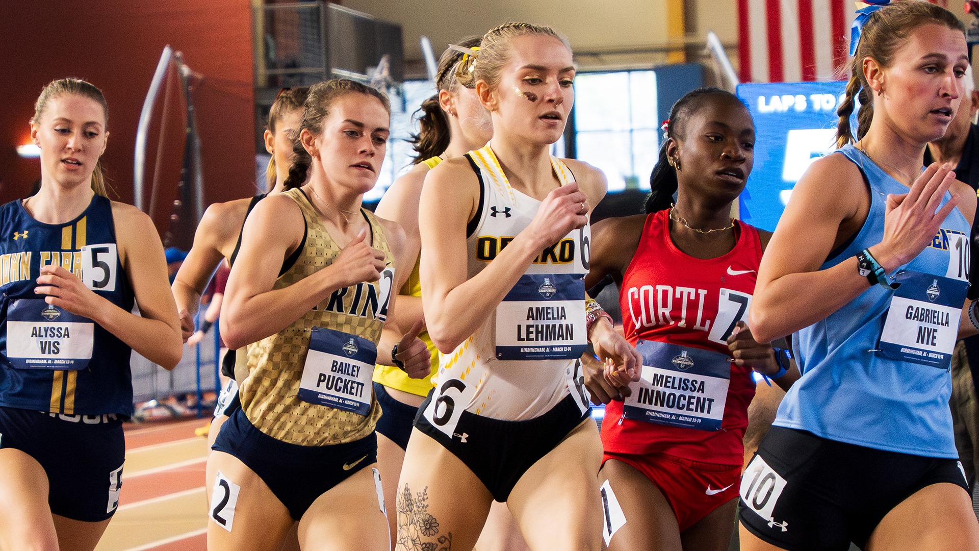 2026 Amelia Lehman Action Shot, competing in the mile run at the NCAA Indoor Championship