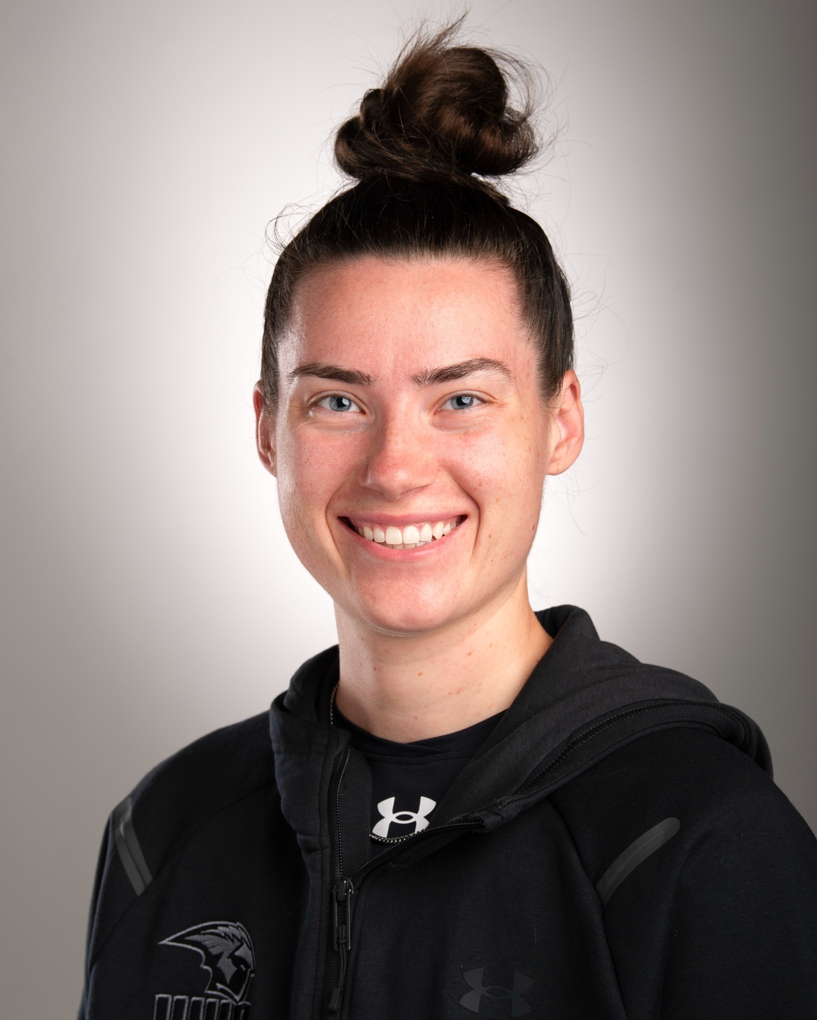 2026 Claire Levendoski Headshot
