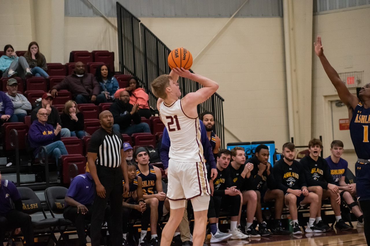 MEN'S BASKETBALL BATTLES, IS VICTORIOUS VS CEDARVILLE Walsh University