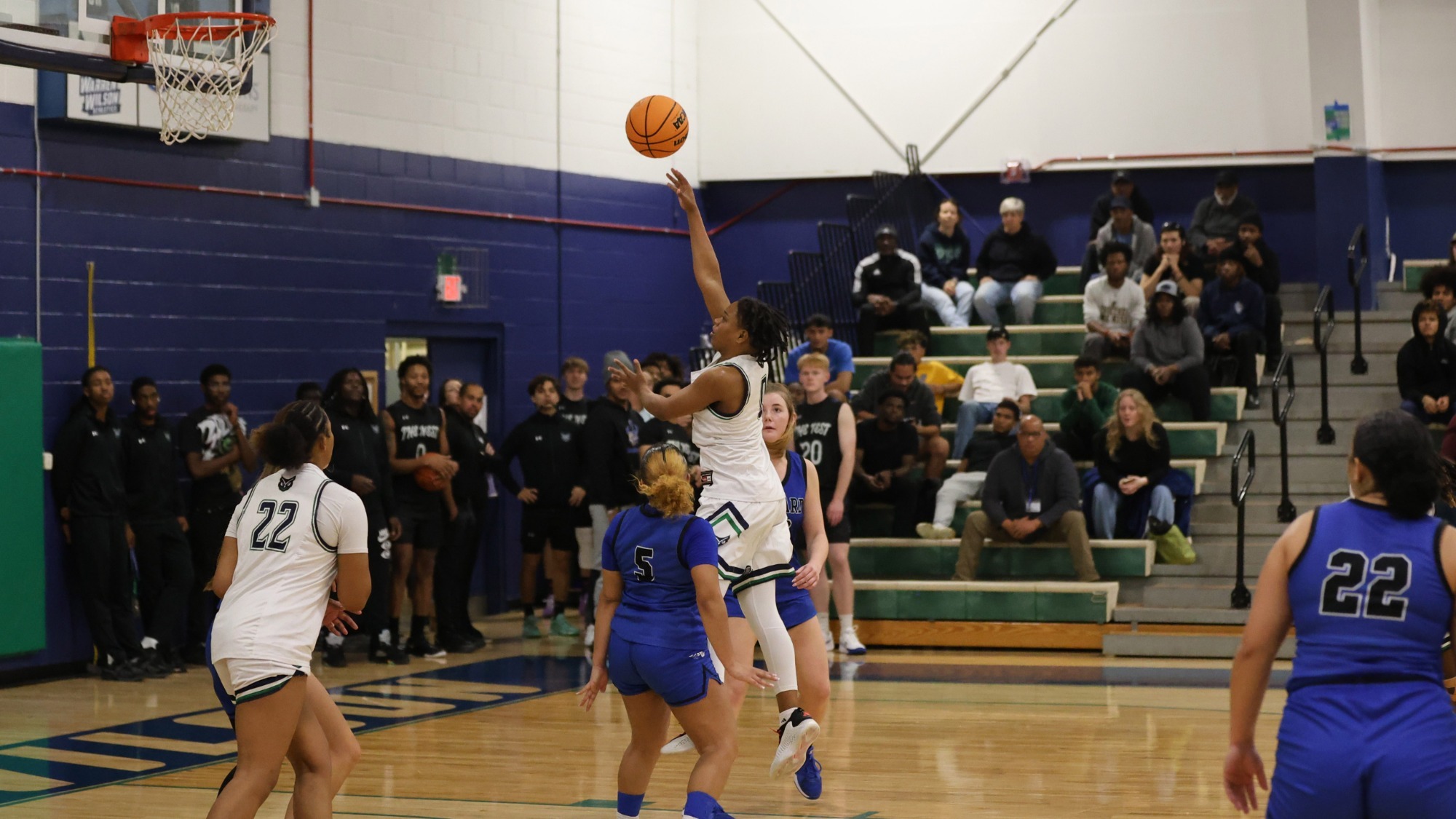 25-26 WBB Briah Clarke Shoots Hook Shot Over Opponent