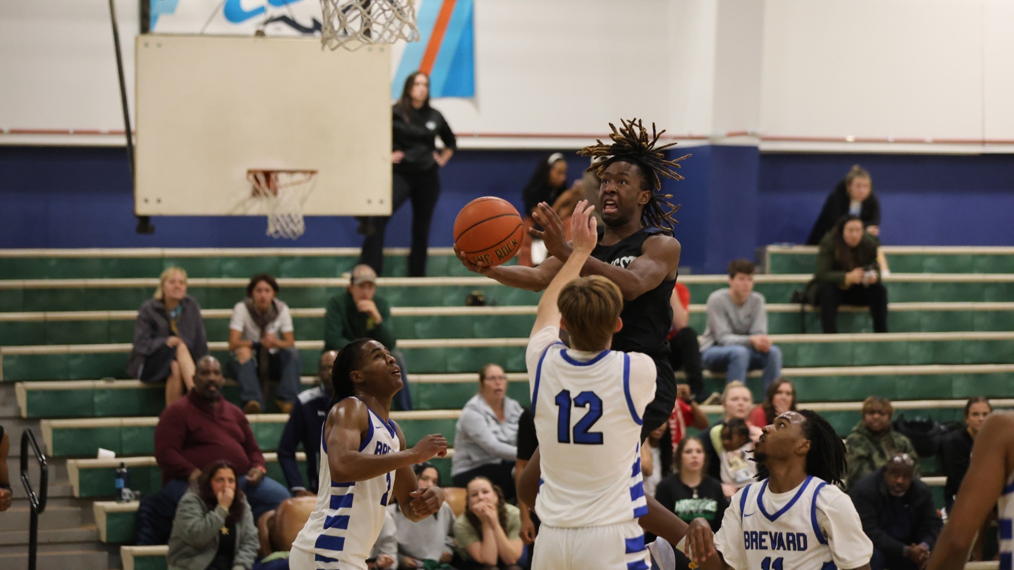 25-26 MBB Jordan Moore Floating Jump Shot