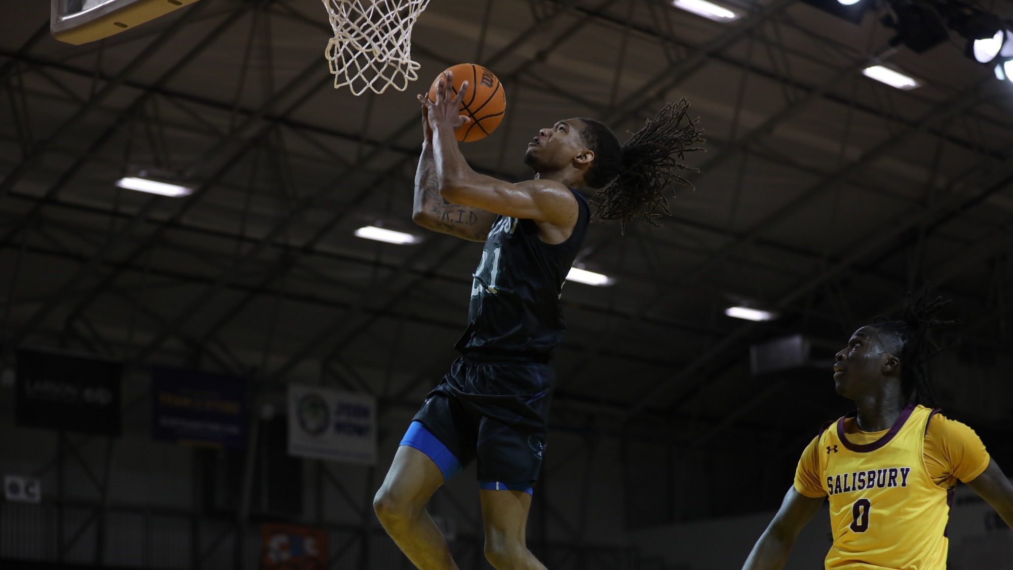 25-26 MBB Isaac Allen Dunks Basketball