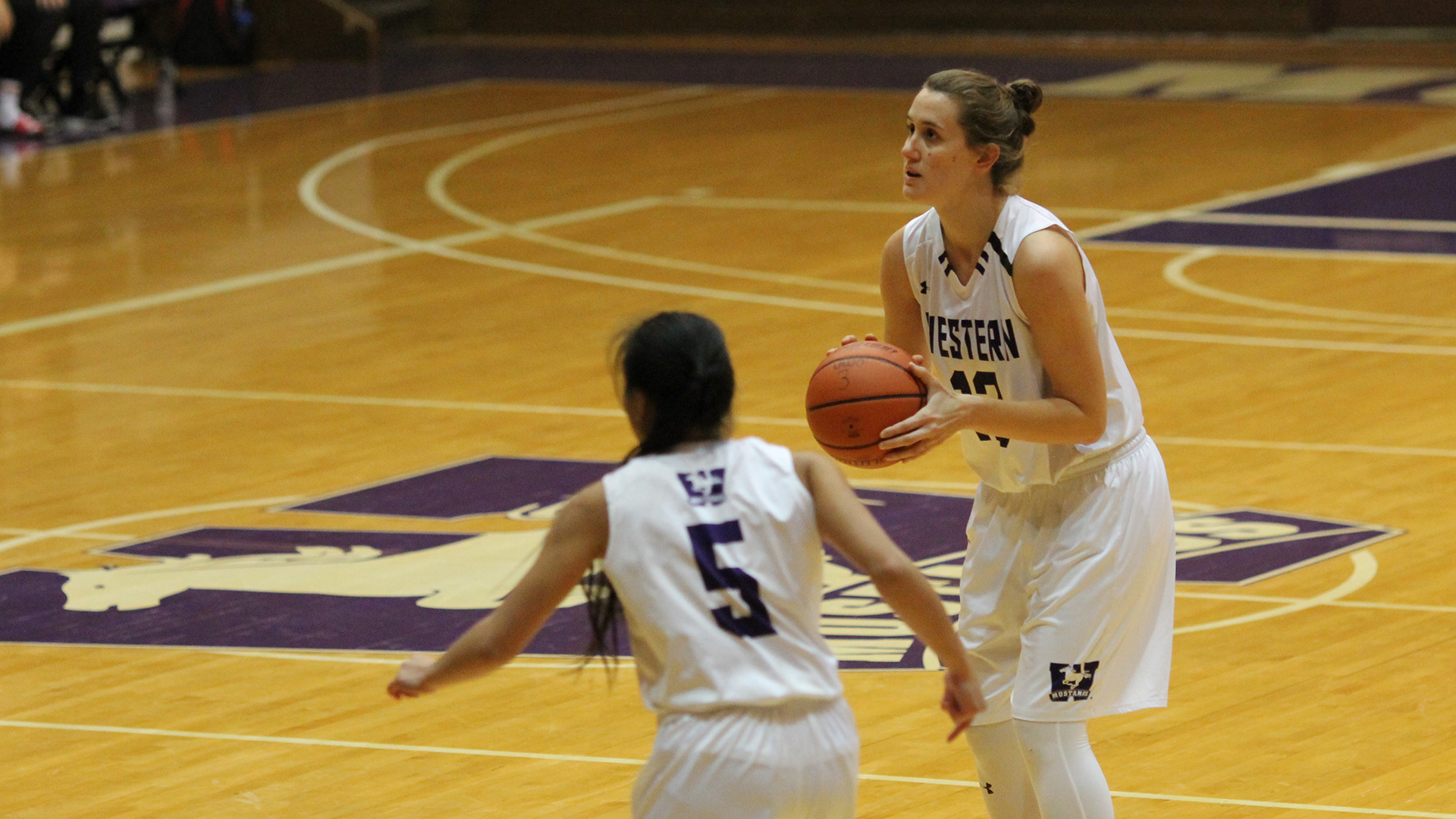 Victoria Heine Women's Basketball Western Mustangs Sports