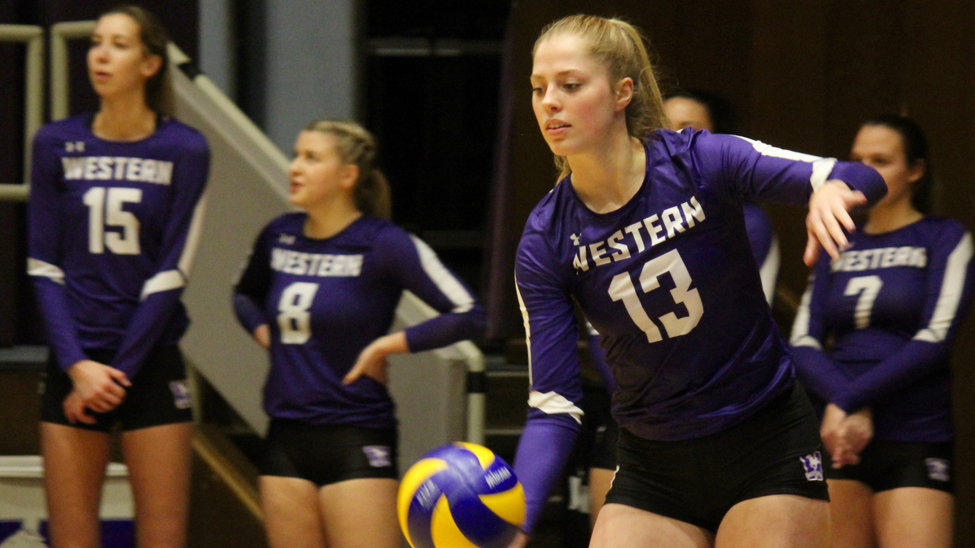 Brooklyn Bere Women's Volleyball Western Mustangs Sports