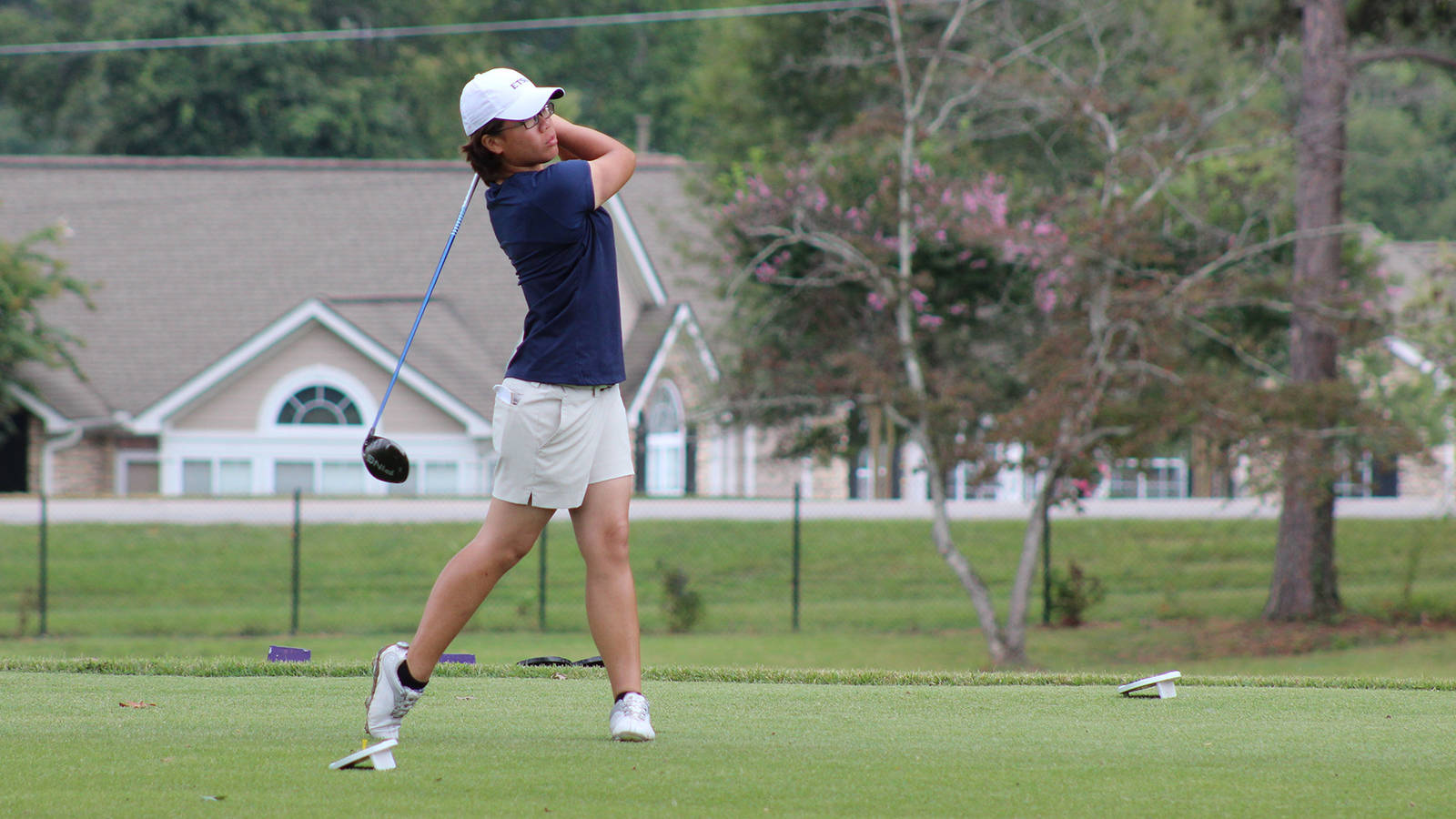 Monday's women's golf roundup