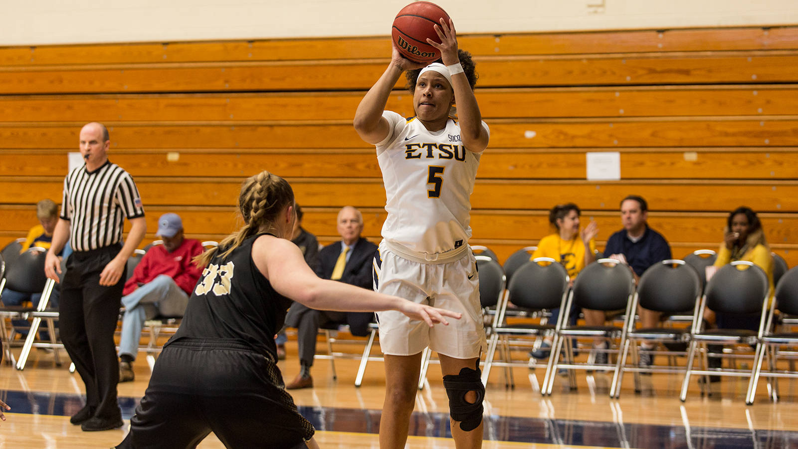 Thursday's women's basketball roundup