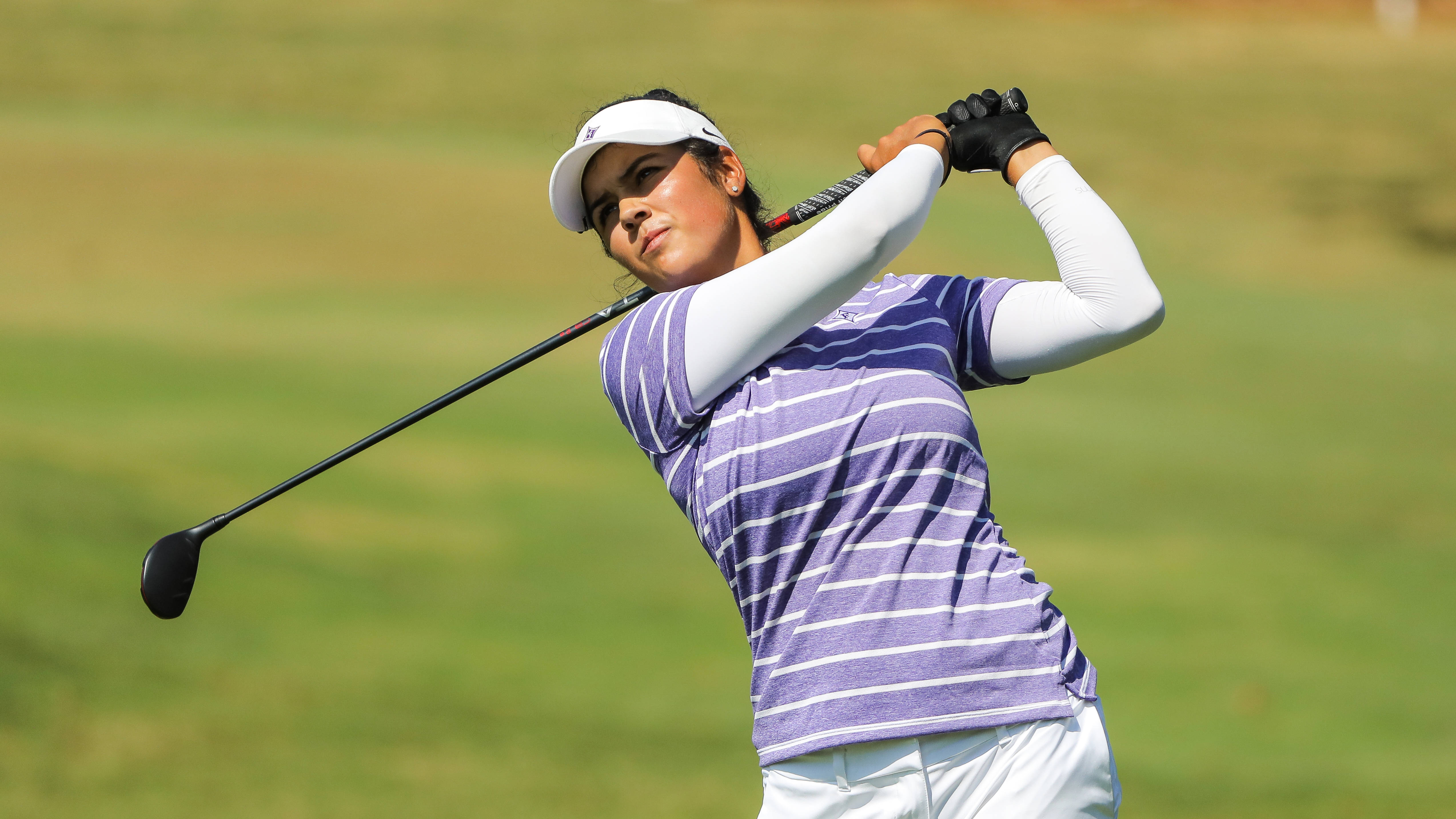 Srinivasan named women's golfer of the week