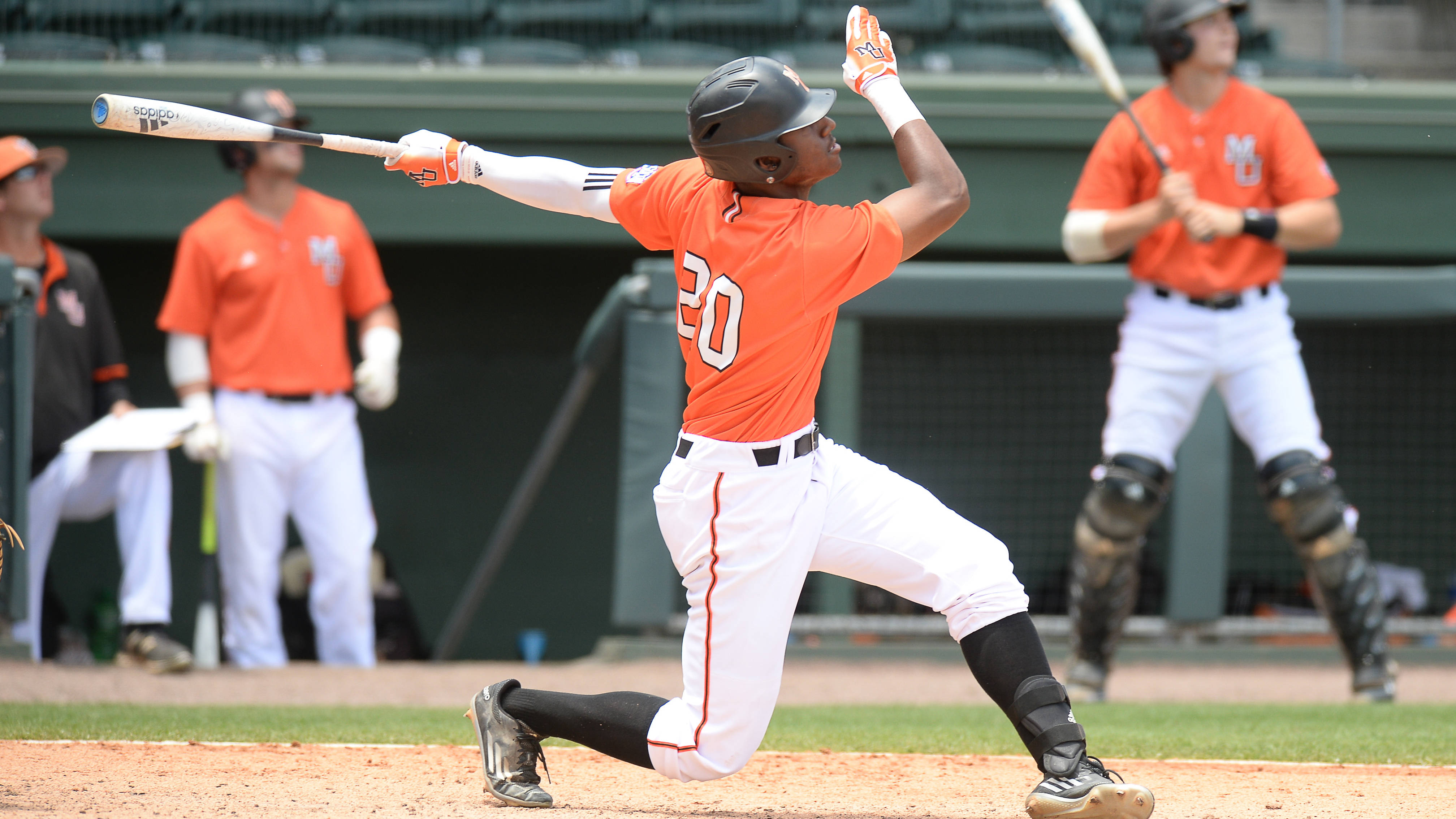 Former Bear Kyle Lewis makes history in MLB debut