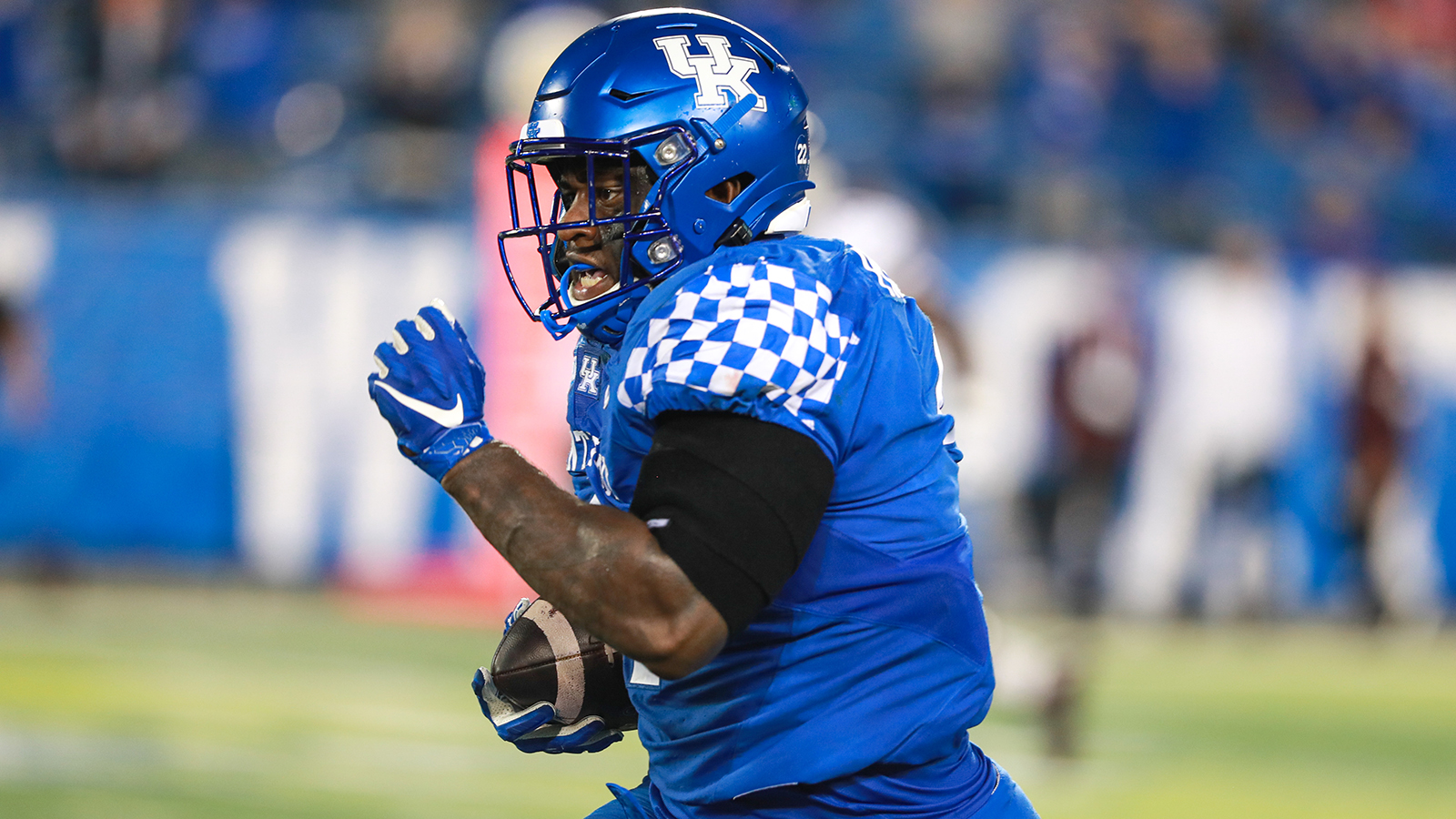 Josh Paschal - Football - University of Kentucky Athletics